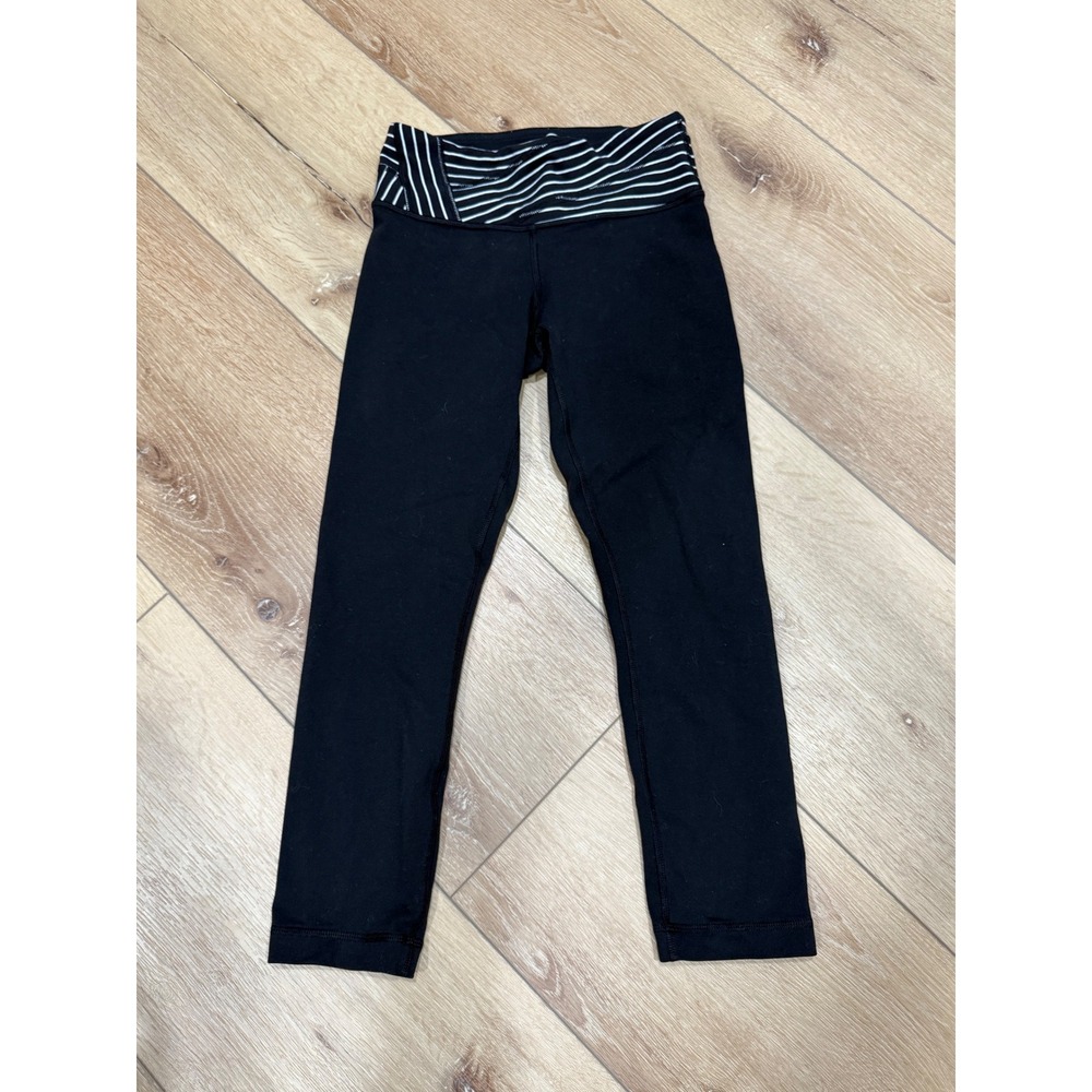 Lululemon Wunder Under Crop Leggings Black Striped Waistband Size 2
